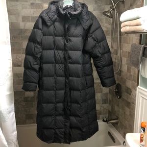 Black goose down lands end knee length puffy coat